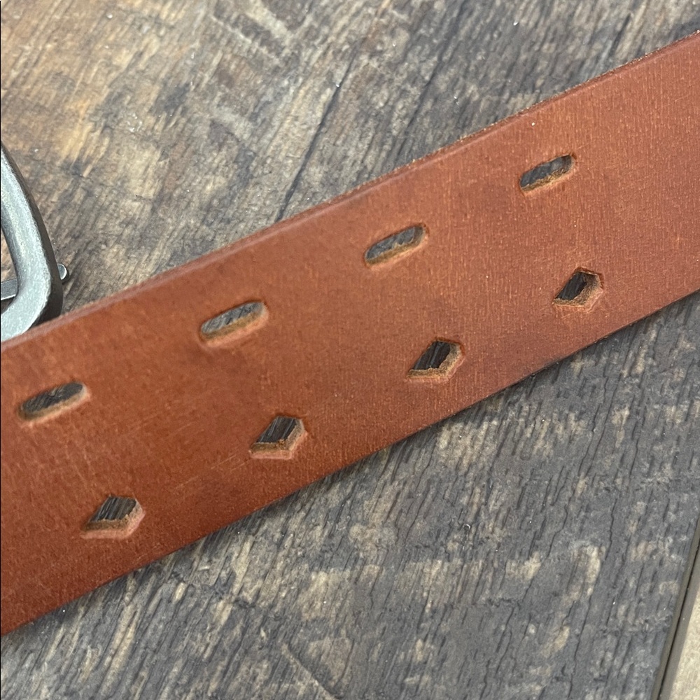 VOLCOM Leather Belt (34) - Picture 4 of 7